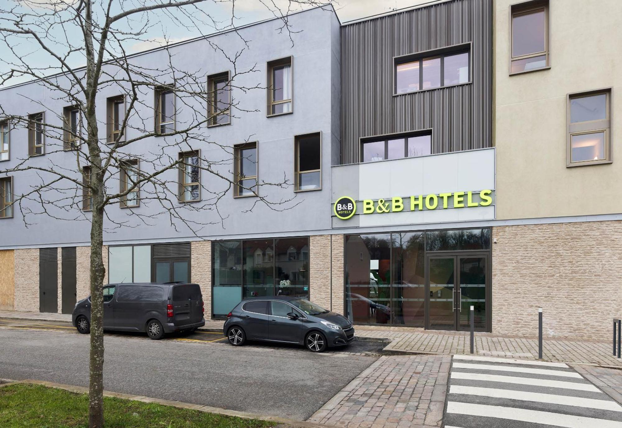Hotel Versailles 3*